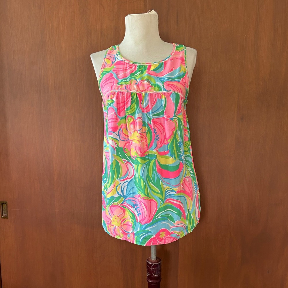 Lilly Pulitzer vibrant floral tank top